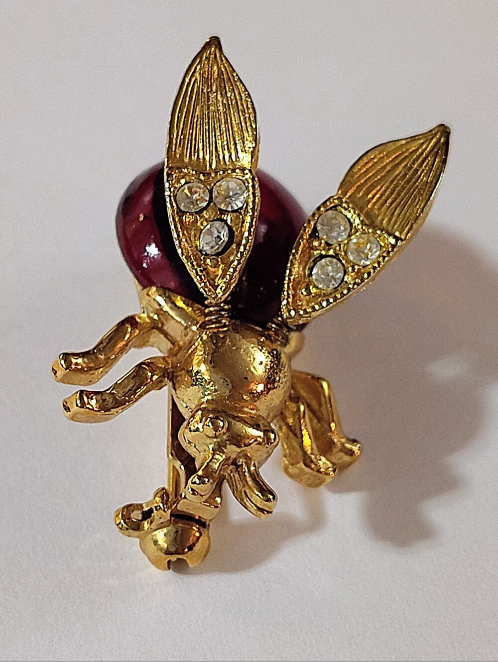 Vintage Gold Tone Articulated Bee Brooch Red Body Rhinestone Wings Moving Spring